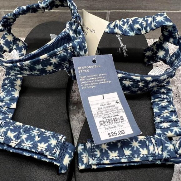 Women’s NWT Universal Thread Sandals-Size 7‎ - Picture 8 of 10